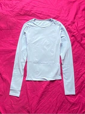 Women's Baby Blue Long-Sleeve Crew Neck Top - Spandex and Polyester
